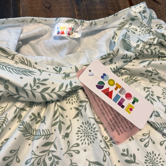 Dot Dot Smile size 5/6 or 8/10 girls stems Empire twirl dress new - Picture 2 of 4